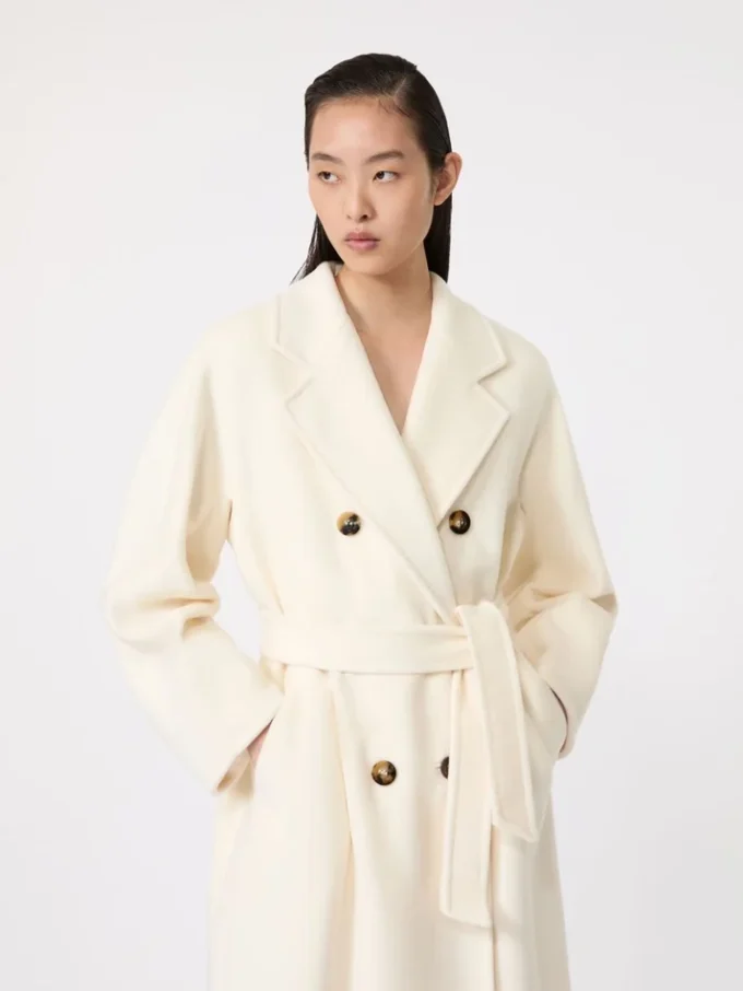 101801 icon coat, white