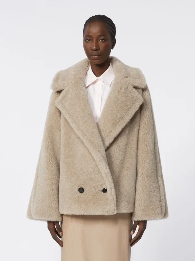 Alpaca and cashmere teddy fabric coat, sand Alpaca and cashmere teddy fabric coat, sand