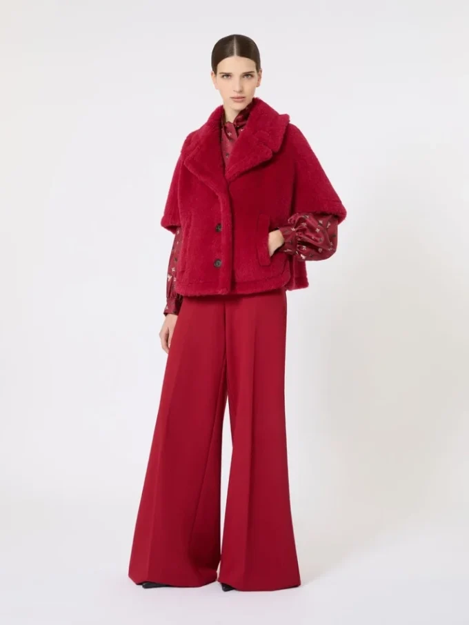 Alpaca and wool teddy fabric cape, red Alpaca and wool teddy fabric cape, red