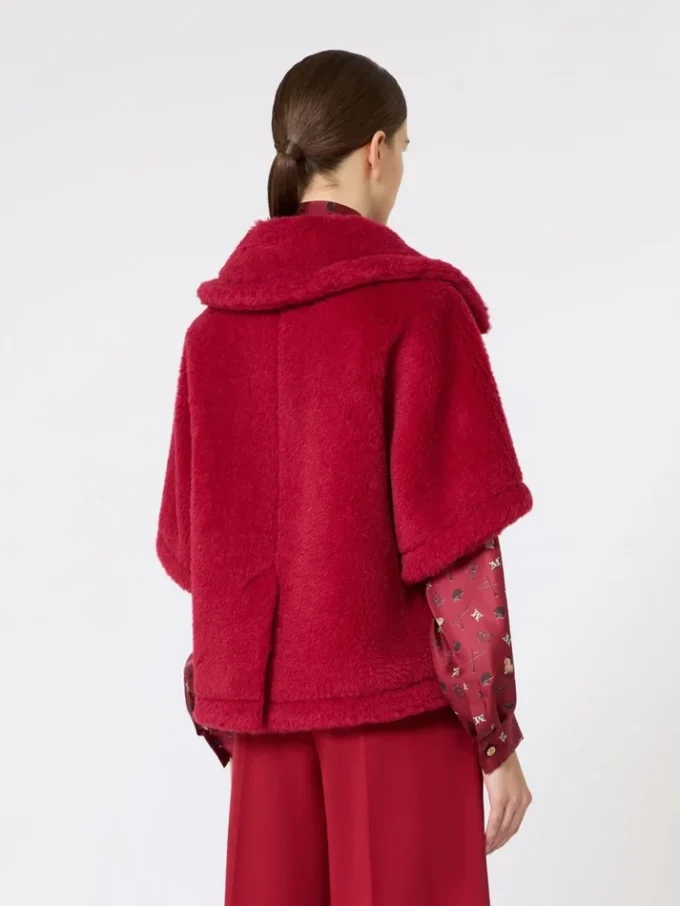 Alpaca and wool teddy fabric cape, red Alpaca and wool teddy fabric cape, red