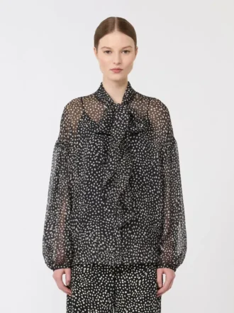 Blouse in printed chiffon, black
