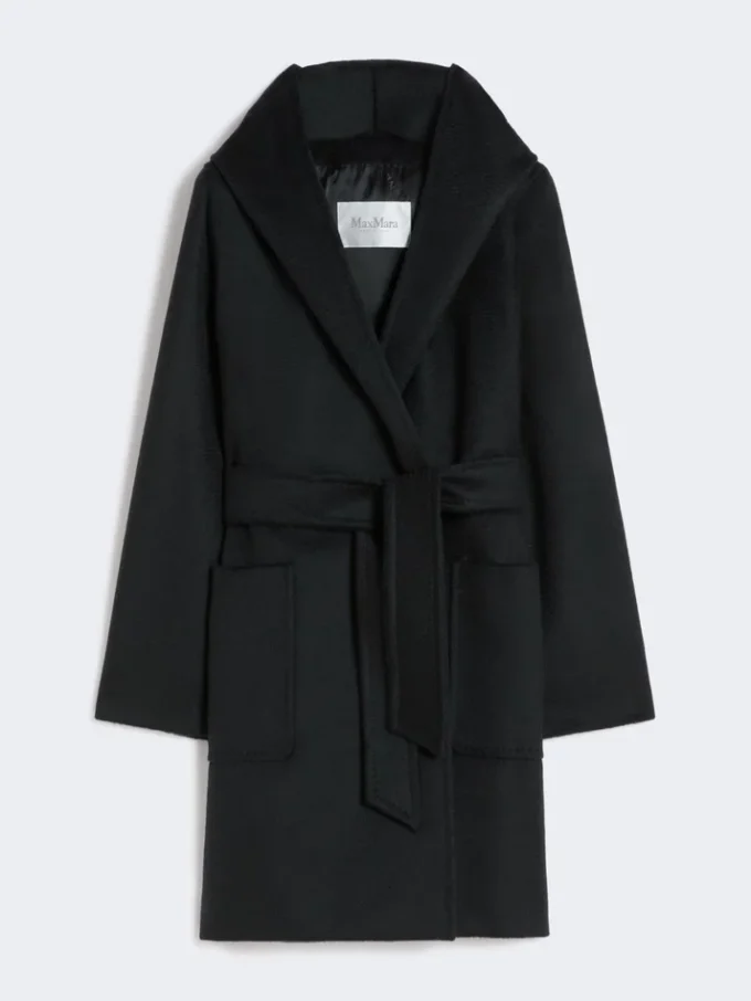 Camel robe coat, black