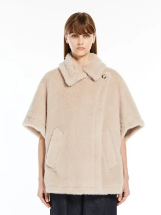 Cape in alpaca and wool teddy fabric, beige
