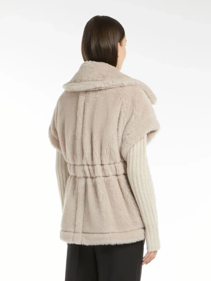 Cape in alpaca and wool teddy fabric, beige