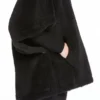 Cape in alpaca and wool teddy fabric, black