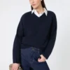 Cashmere v-neck sweater, navy