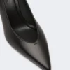 Court shoes in soft nappa leather, black Court shoes in soft nappa leather, black