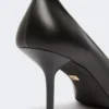 Court shoes in soft nappa leather, black Court shoes in soft nappa leather, black