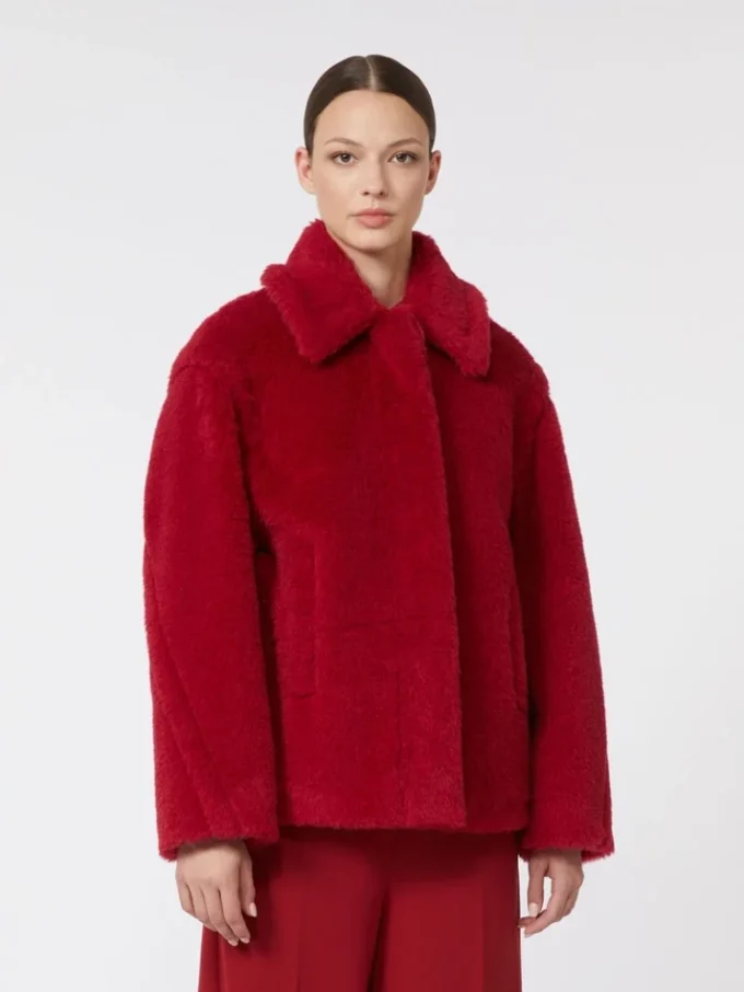 Cropped teddy coat in alpaca and wool, red Cropped teddy coat in alpaca and wool, red