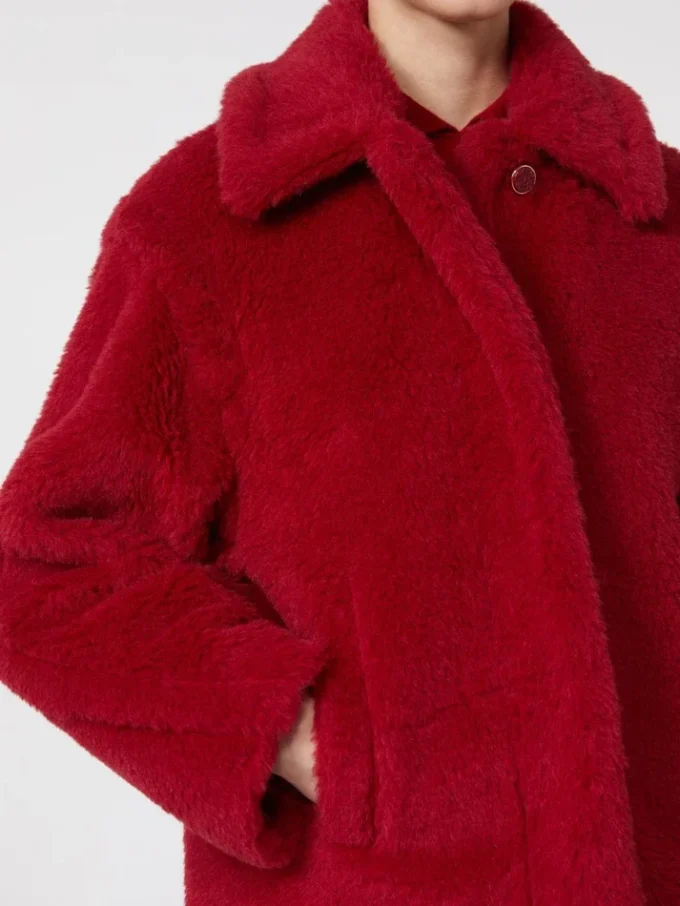 Cropped teddy coat in alpaca and wool, red Cropped teddy coat in alpaca and wool, red