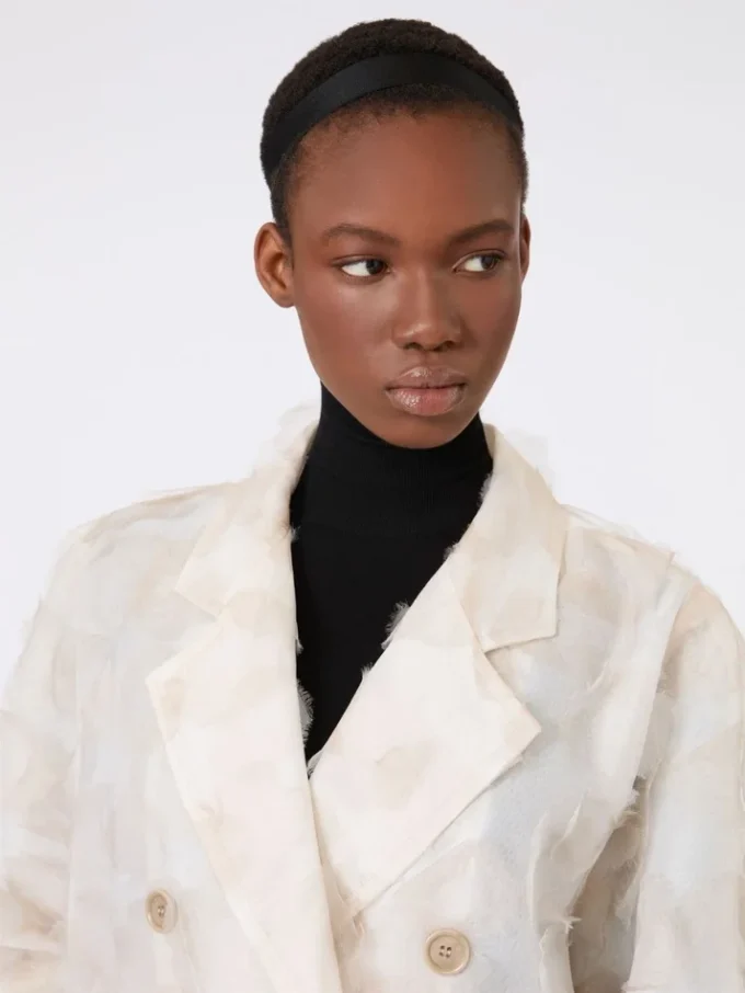 Double-breasted overcoat in fil coupa jacquard, sand Double-breasted overcoat in fil coupa jacquard, sand