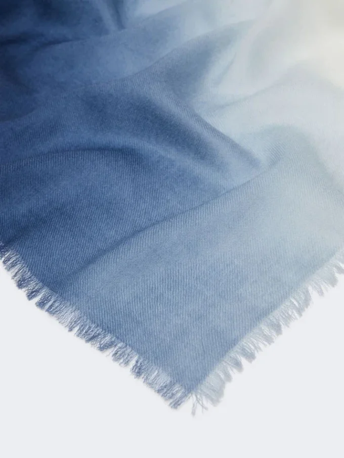 Gradient wool shawl, midnightblue