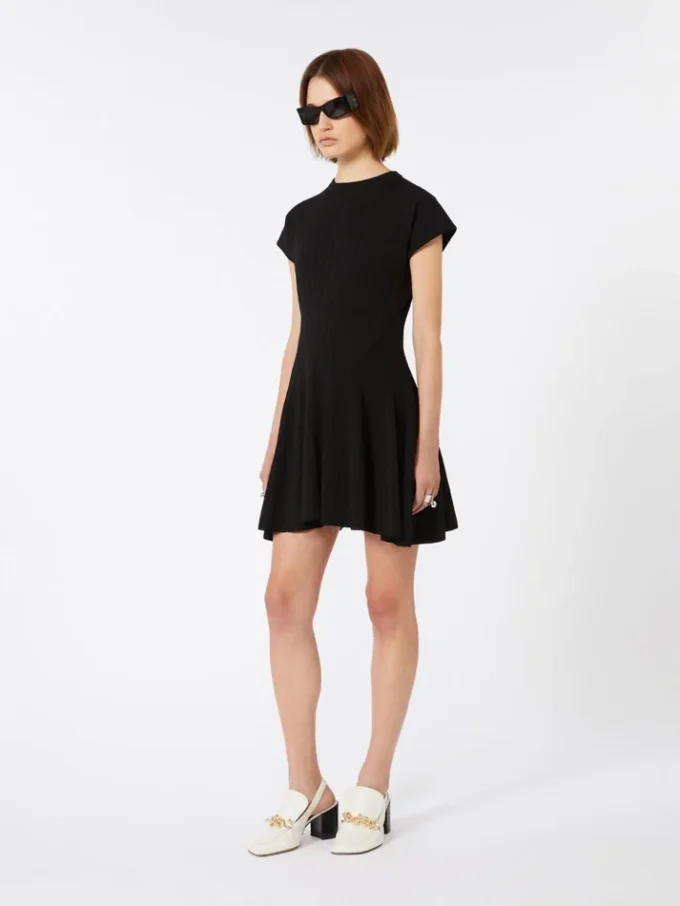 Knit dress, fitted at the waist, black