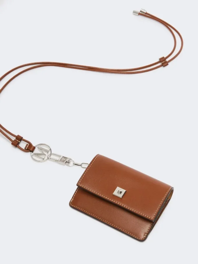 Leather purse, amber brown