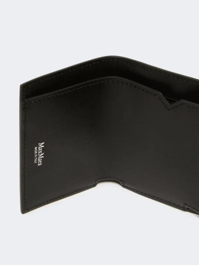 Leather tri-fold purse, black Leather tri-fold purse, black