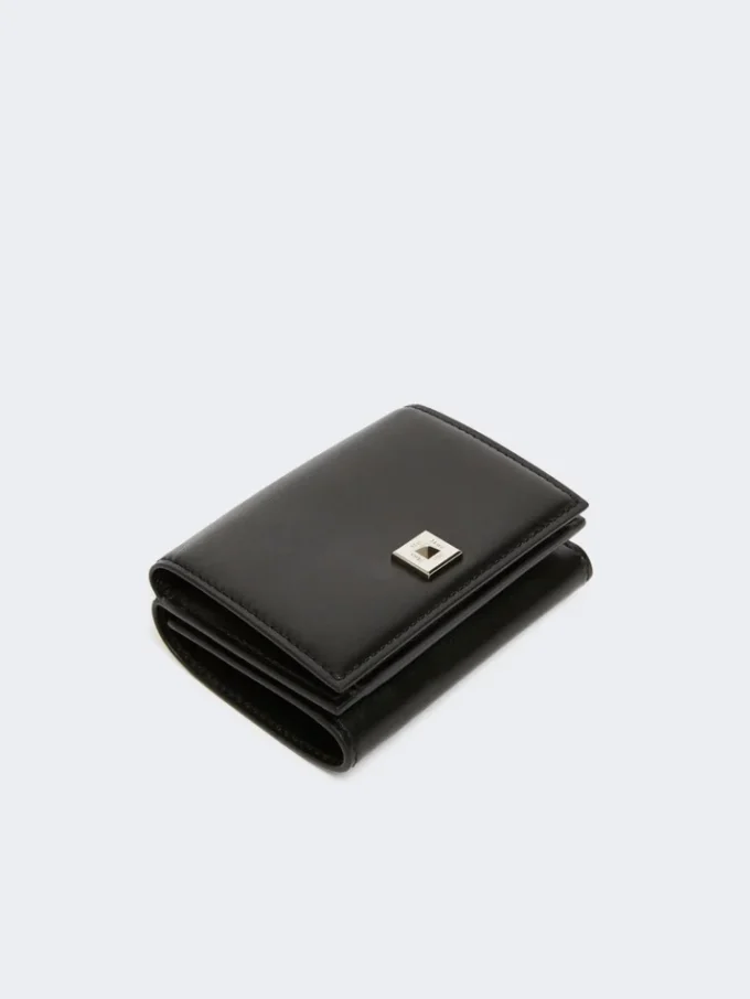 Leather tri-fold purse, black Leather tri-fold purse, black