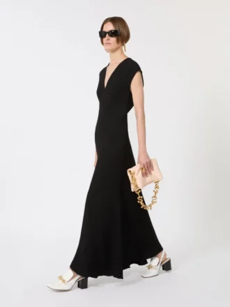 Long dress with v-neck in canneta, black