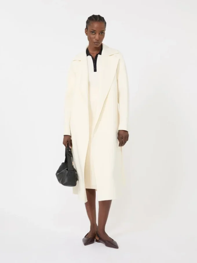 Long wool, cashmere and silk coat, white Long wool, cashmere and silk coat, white