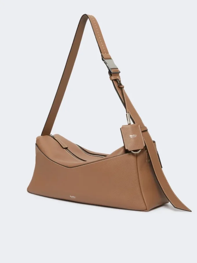 Medium leather shoulder bag, brown