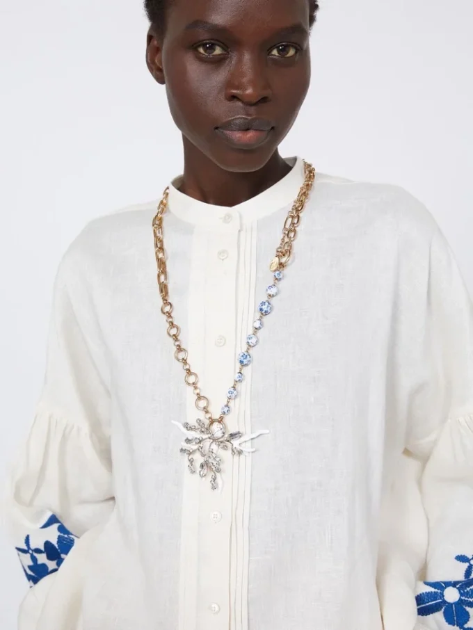 Metallic and ceramic chain necklace, gold Metallic and ceramic chain necklace, gold