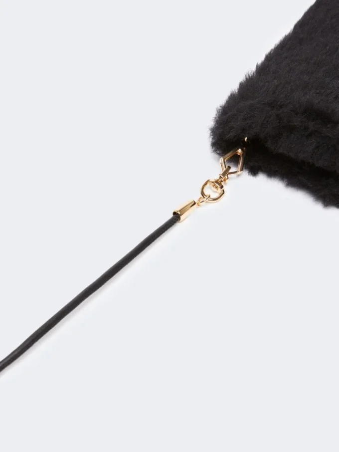 Mittens in alpaca and wool teddy fabric, black