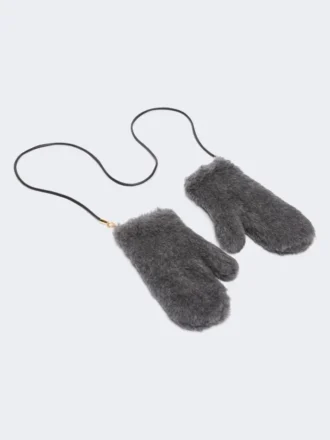 Mittens in wool and alpaca teddy fabric, medium grey