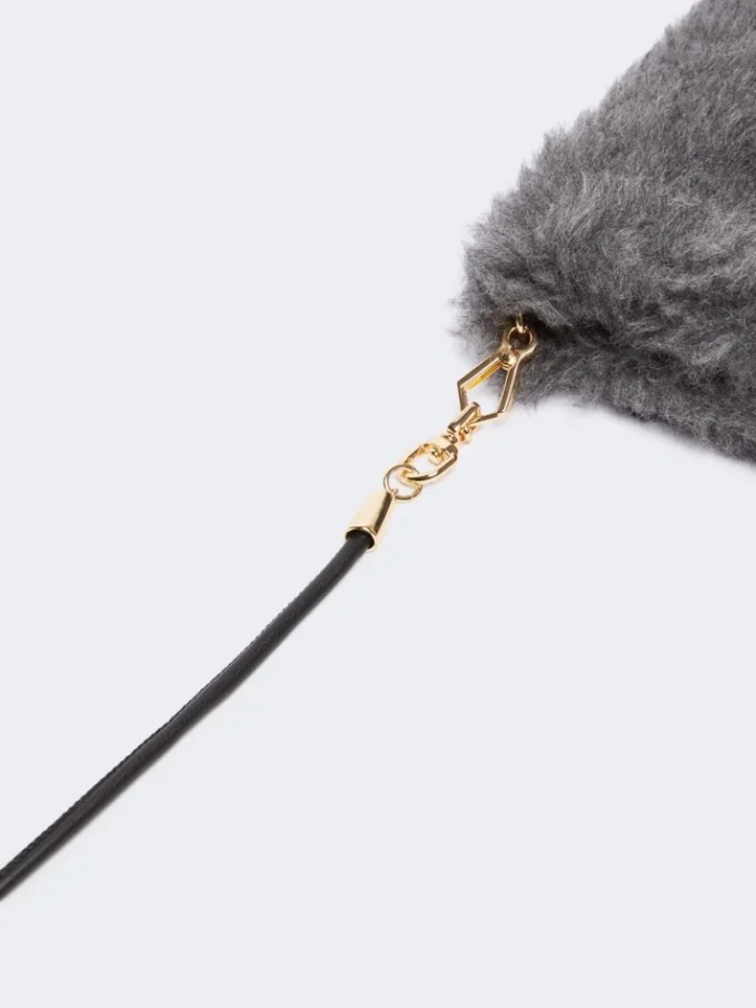 Mittens in wool and alpaca teddy fabric, medium grey