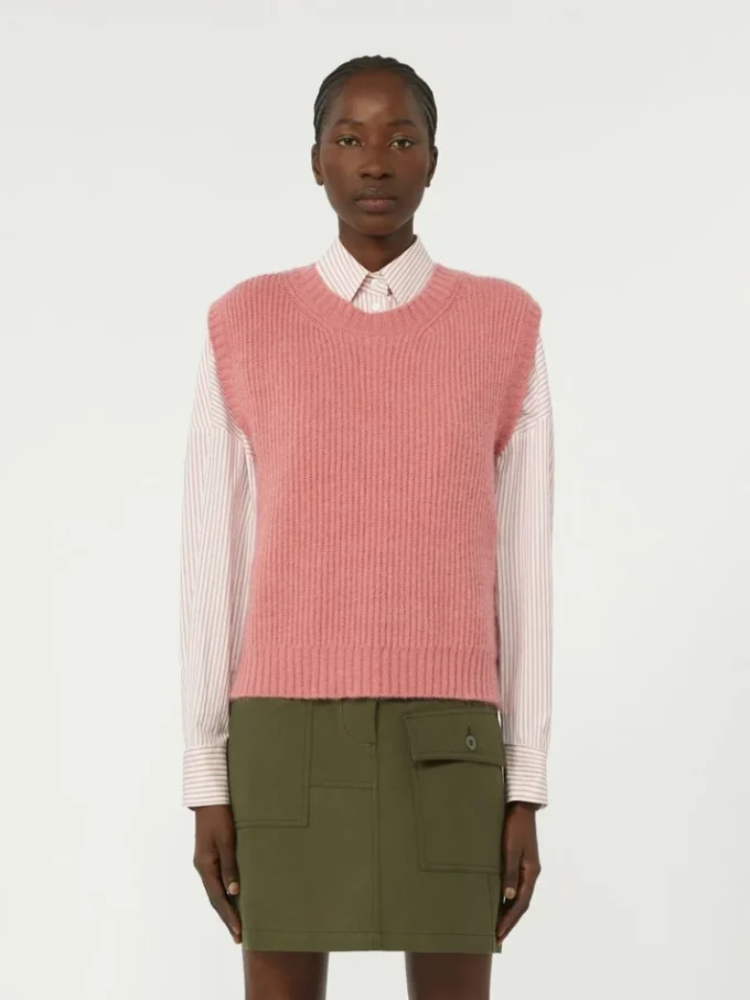 Mohair-blend gilet, antique rose Mohair-blend gilet, antique rose