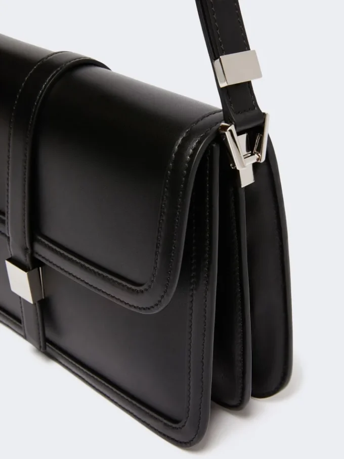 Natural leather handbag, black