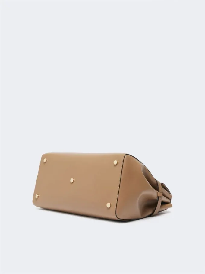 Natural leather handbag, mud Natural leather handbag, mud