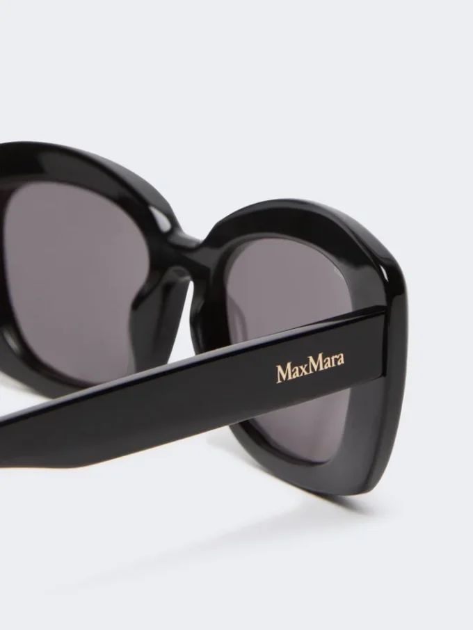 Oversized oval sunglasses, black
