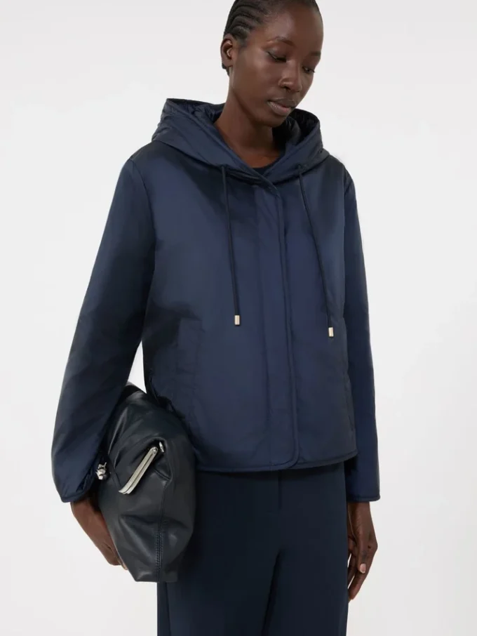 Padded, hooded jacket in water-repellent canvas, navy Padded, hooded jacket in water-repellent canvas, navy