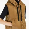 Padded water-repellent hooded gilet, caramel