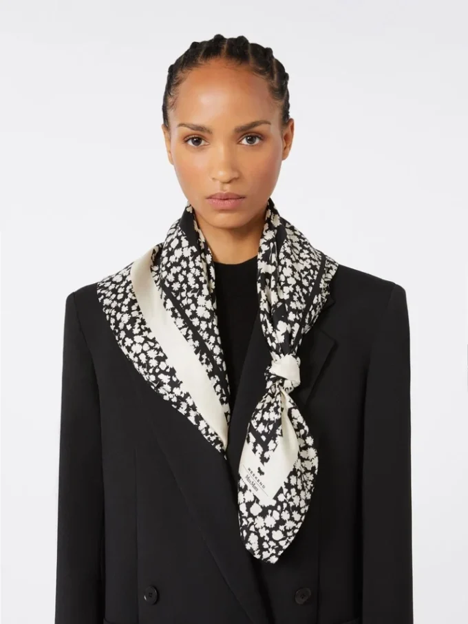 Patterned silk twill foulard, black