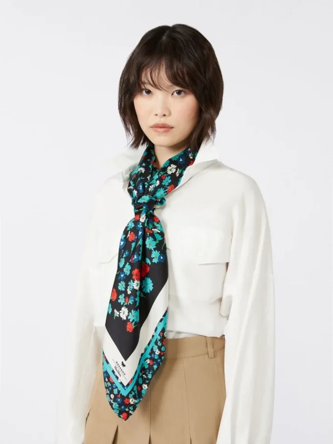 Patterned silk twill foulard, ivory
