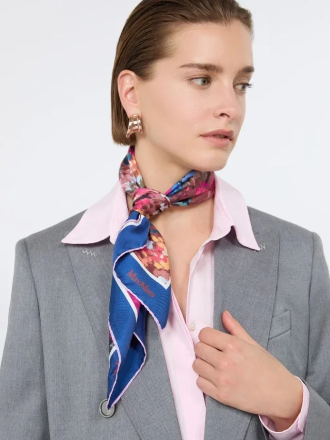 Printed silk foulard, midnightblue Printed silk foulard, midnightblue