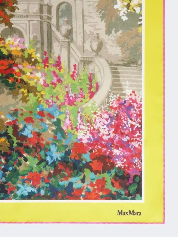 Printed silk foulard, pale yellow Printed silk foulard, pale yellow