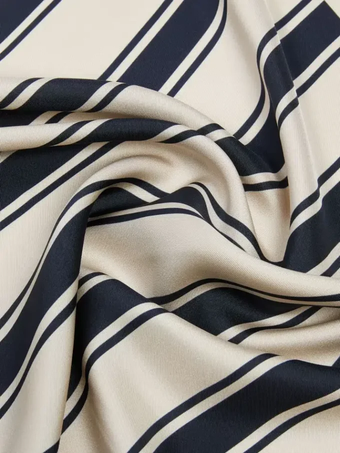 Printed silk foulard, ultramarine Printed silk foulard, ultramarine