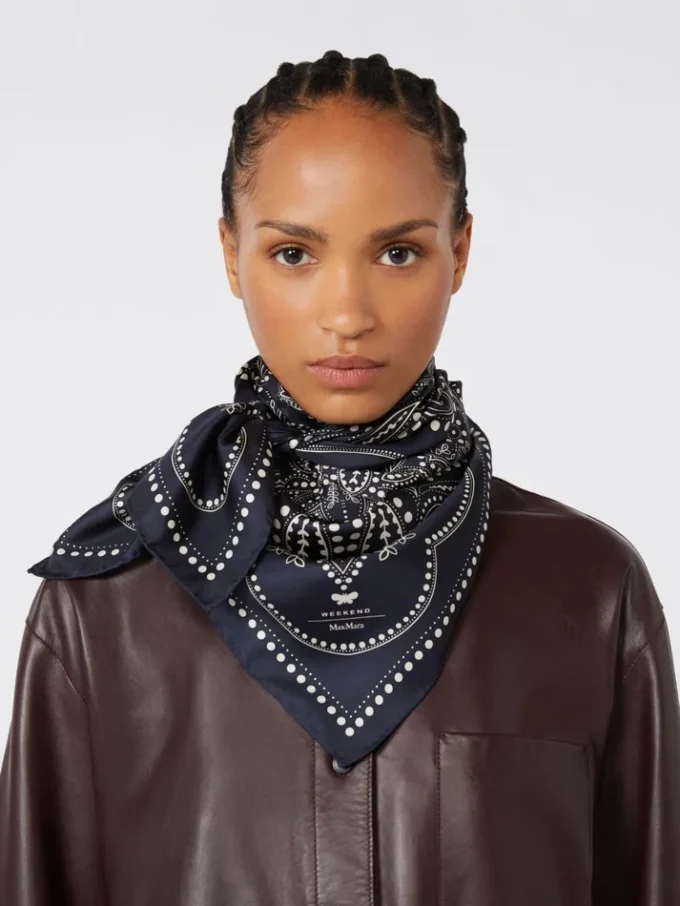 Printed silk square foulard, midnightblue Printed silk square foulard, midnightblue