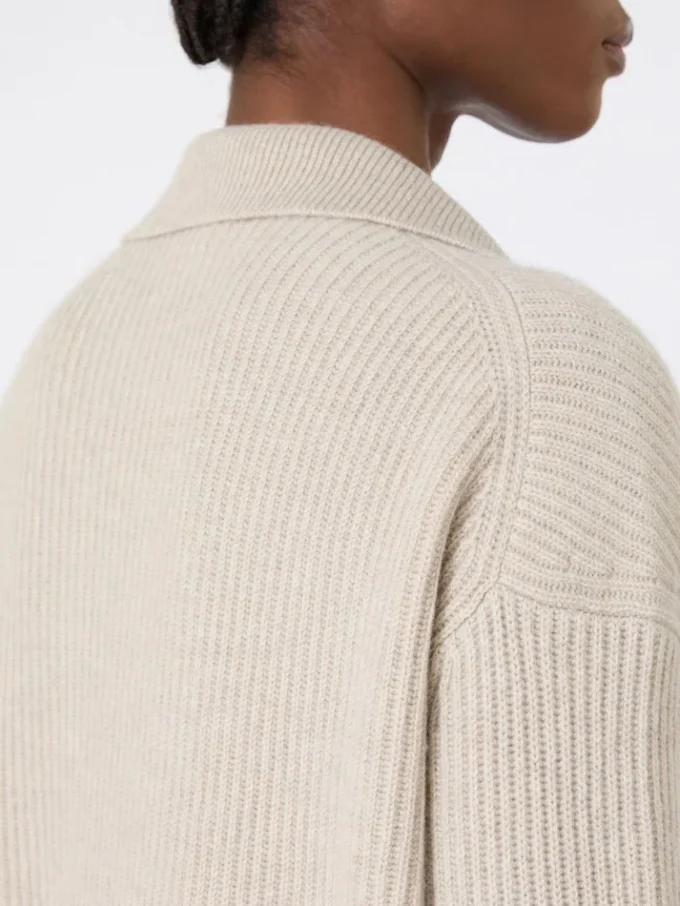 Ribbed cashmere jumper, beige Ribbed cashmere jumper, beige