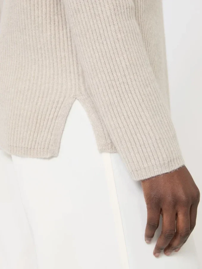 Ribbed cashmere jumper, beige Ribbed cashmere jumper, beige