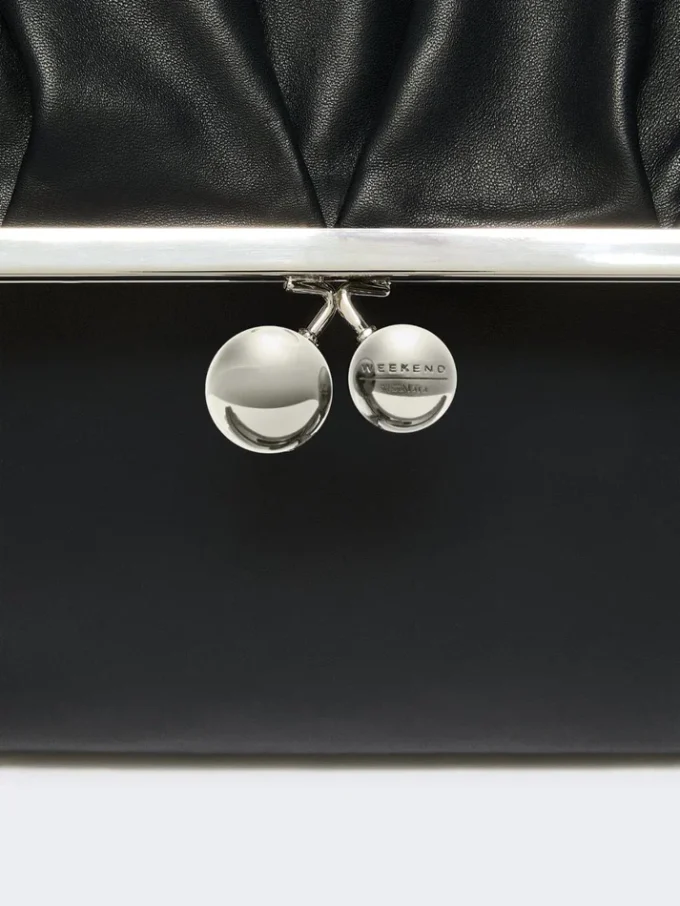 Shiny nappa leather envelope pasticcino bag, ultramarine