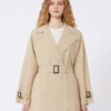 Short trench coat in water-repellent canvas, beige Short trench coat in water-repellent canvas, beige