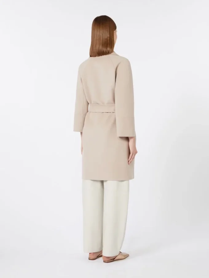 Short wool coat, beige pink Short wool coat, beige pink