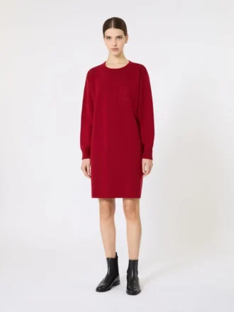 Short wool dress, dark red