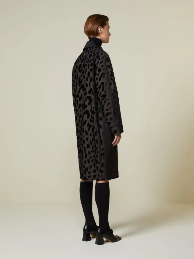 Single-breasted spotted velvet coat, black