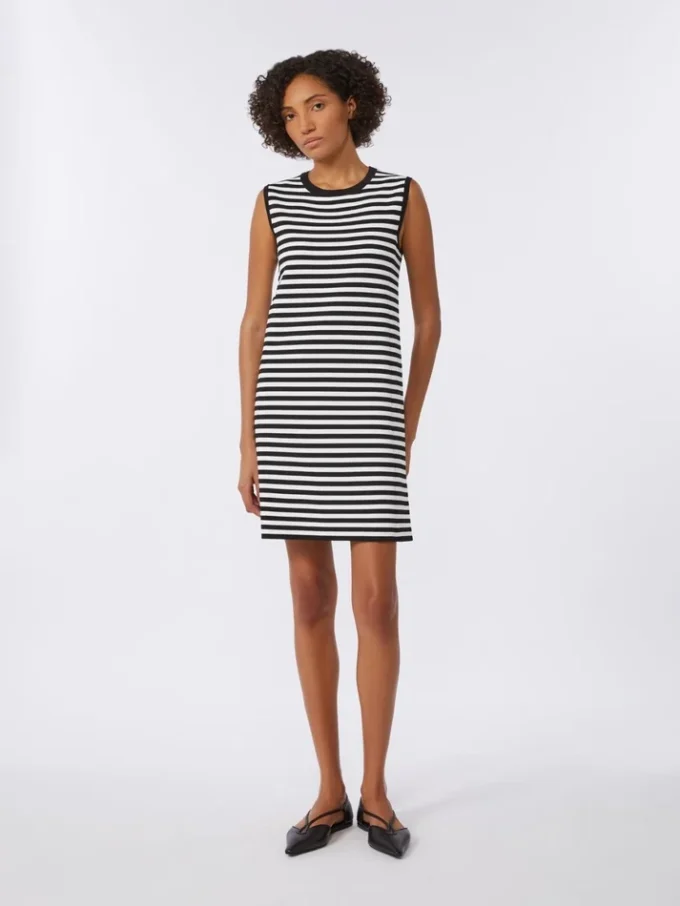 Sleeveless dress in viscose crepe yarn, black Sleeveless dress in viscose crepe yarn, black