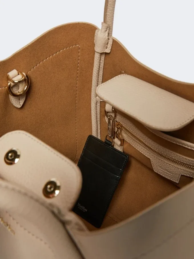 Small leather marine bag, ice