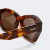 Square bold sunglasses, tawny bronze brown Square bold sunglasses, tawny bronze brown