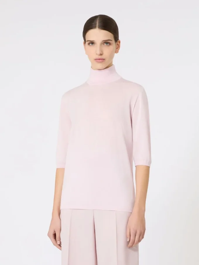 Stockinette-stitched wool polo-neck sweater, pink Stockinette-stitched wool polo-neck sweater, pink